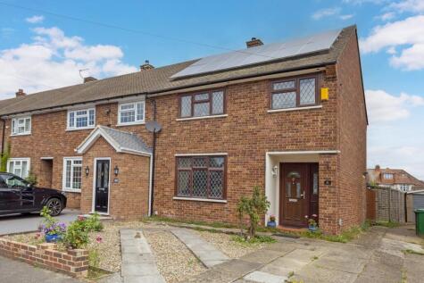 Harrow Road, Langley, SL3