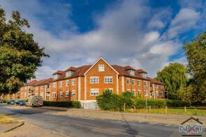 17, Hubbard Court, Valley Hill, Loughton IG10 3BH