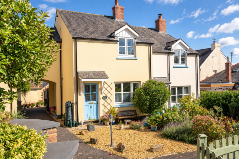 Appletree Mews, Appledore, Bideford