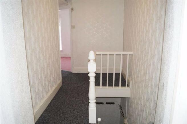 STAIRS/LANDING