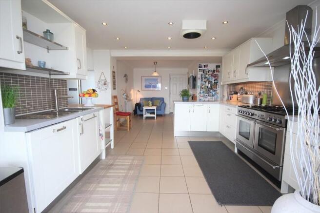 Kitchen/ Family Room