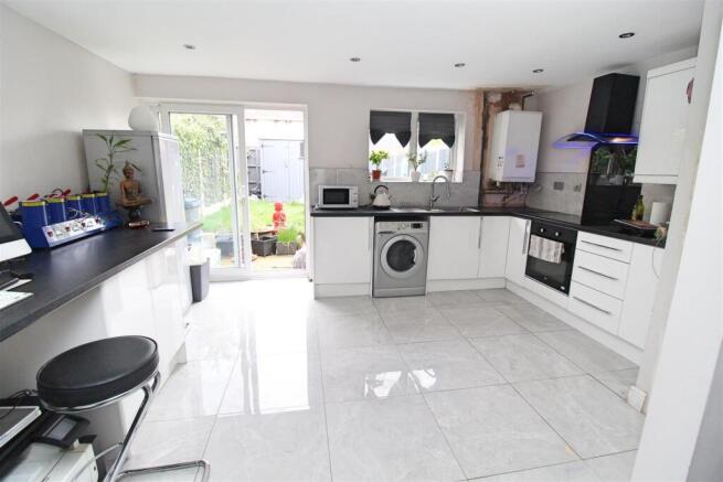 Kitchen/Dining Room