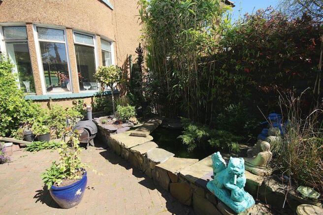 Front Garden P...