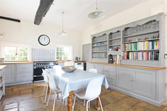 Kitchen/Dining