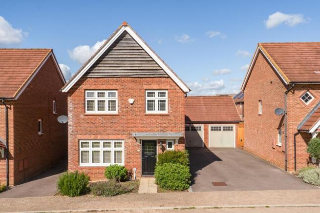 24 Dale Crescent, Barton Seagrave (2 of 34).jpg
