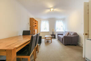 Flat 6, 43 Beatrice House, Stepney Green, London E1 3LE