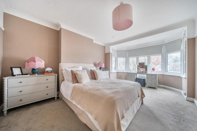 1395772-3-69664b3...