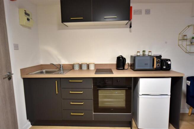 1 bed Apartment to rent Image 4