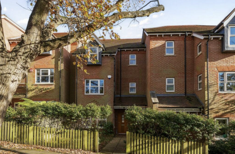 Kinsale Close, Millbrook Park, NW7 1FN