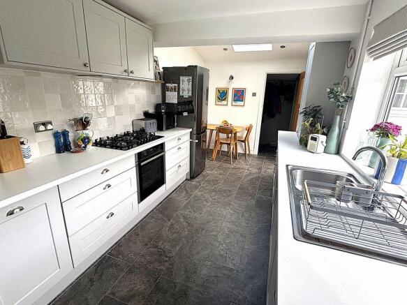 Park Street, Abergavenny photo 4