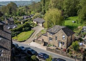 Stoney Royd East, Stoney Royd Lane, Todmorden OL14 8EP
