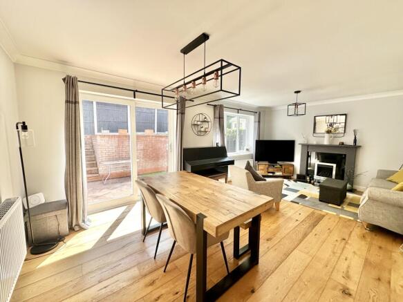 3 bed Detached for sale Image 12