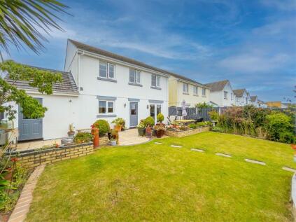 Hellis Wartha, Helston