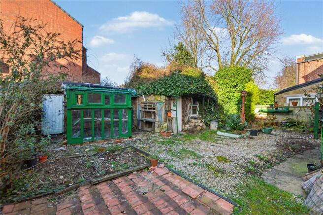 3 bed Terraced for sale Image 8