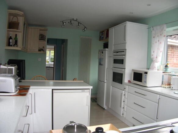 KITCHEN VIEW 2