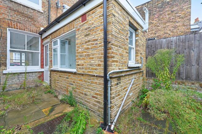 Raynham Road, London photo 2