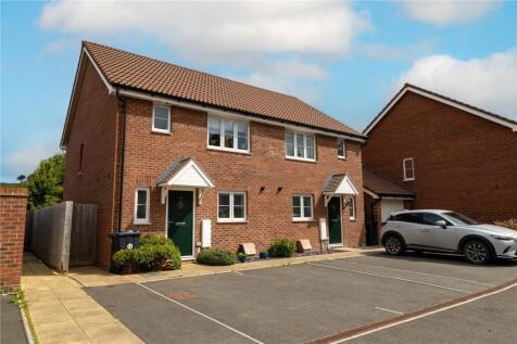 Chardon Close, Chivenor, Barnstaple