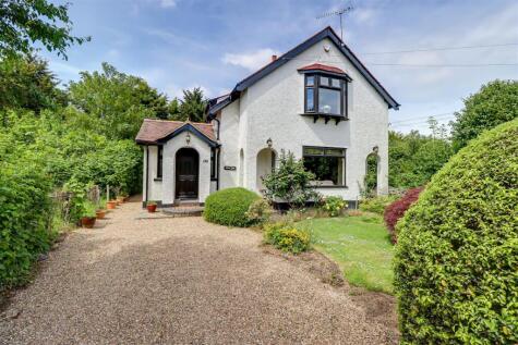 * ONE OFF LOCATION * Mount Road, Thundersley