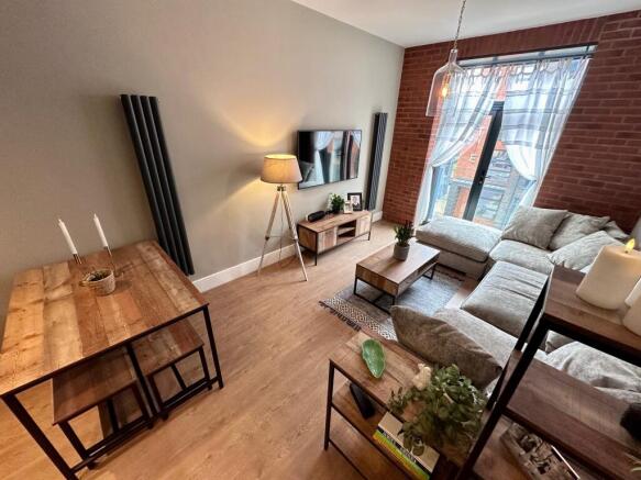 Open Plan Living Kitchen Diner aspect 2