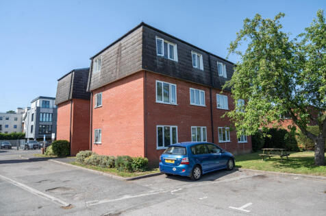 Albert Street, Fleet, Hart, GU51