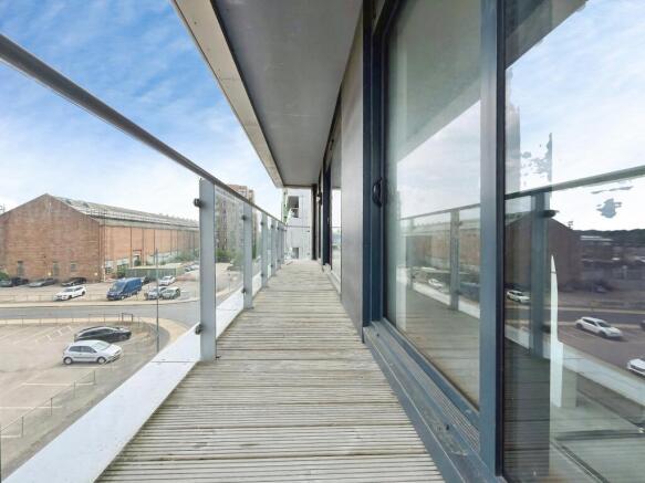 balcony