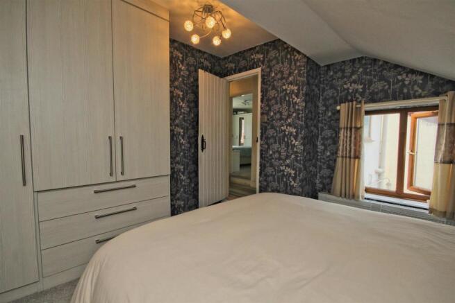 Three DOUBLE bedrooms