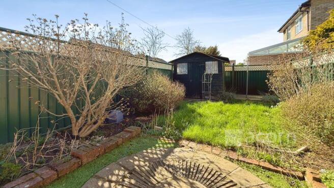 e9882de6--4AA7-80...