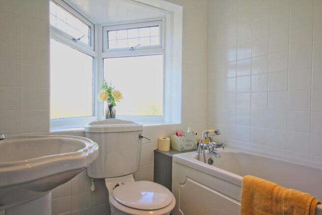 1 Willerby Low Road COTTINGHAM (51)_lzn.jpg