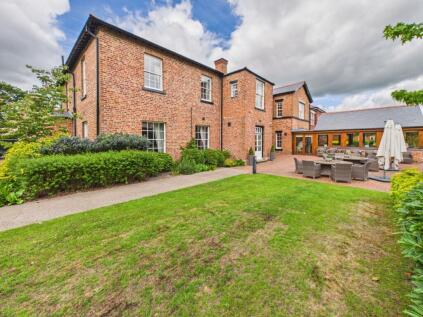Apt 7, Boughton Hall Filkins Lane, Chester - CH3 5BG