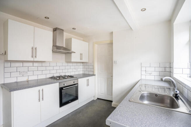 3 bed Terraced for sale Image 8
