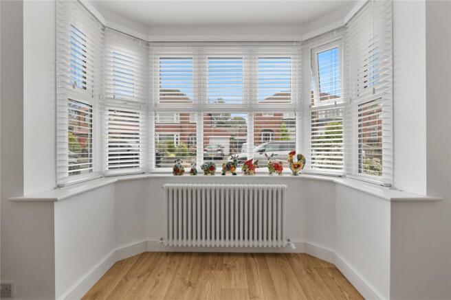 4 bed Semi-Detached for sale Image 9