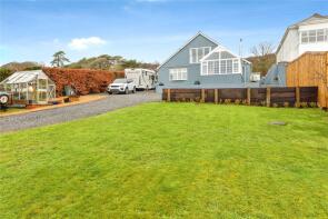 81a Rock House Bungalow, Gwscwm Road, Burry Port SA16 0YR