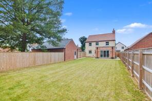 3, Main Drive, Sudbrooke, Lincoln LN2 2QY
