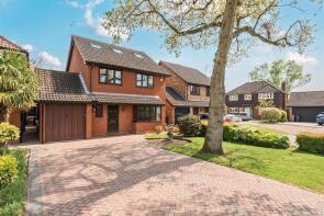 16, Springdale, Wokingham RG40 4RZ