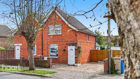 New Village, Brantham, Manningtree, Essex