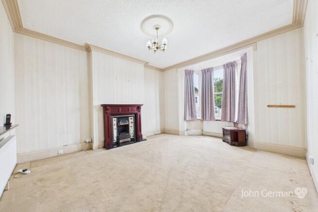 CAM05058G0-PR0175...