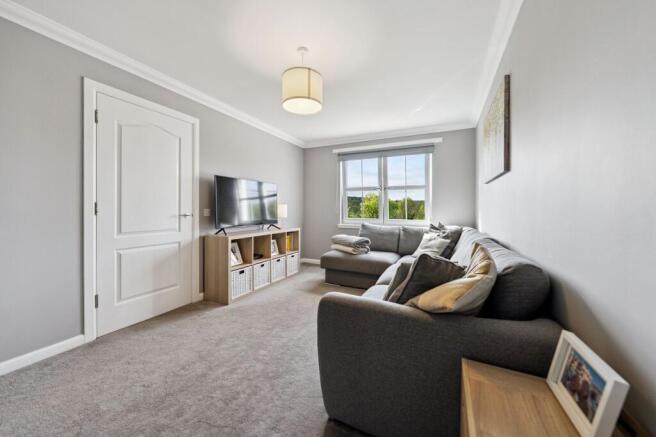17 Linnview Court, Simshill, Glasgow, G44 5EJ photo 4