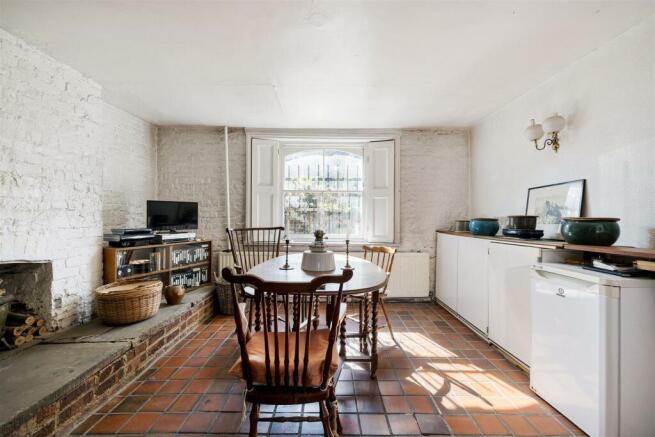 Amhurst Road, E8