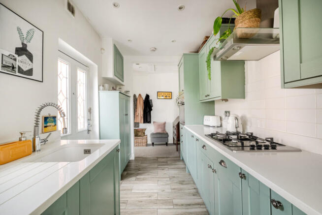 1407067-7-6989d70...