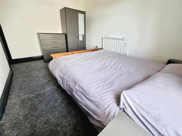 4 bed Terraced for sale Image 10