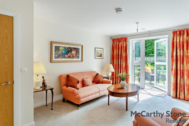 1 bed Apartment for sale Image 6