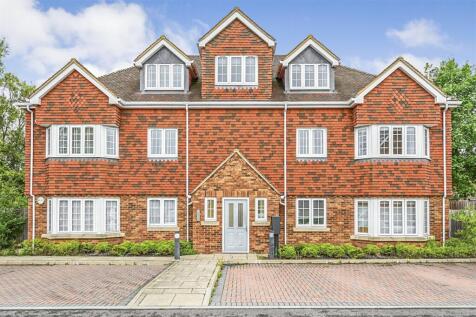 Bartrams Close, Ash, Guildford, Surrey, GU12