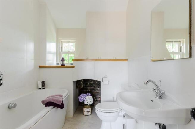 8293885-interior08.jpg