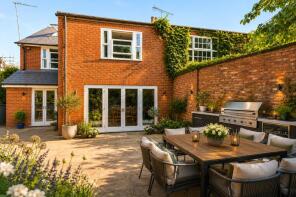 67, Lower Village Road, Ascot SL5 7AF