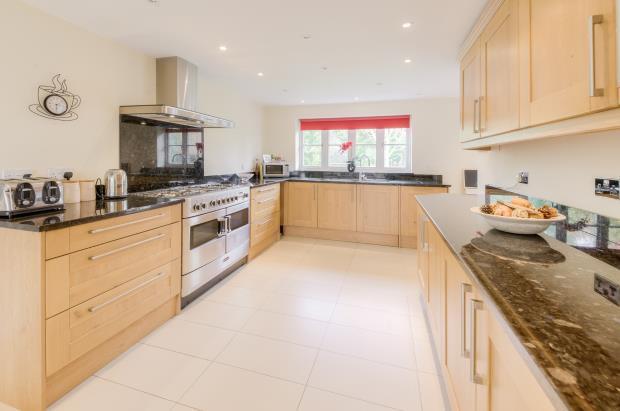 Kitchen/breakfast ro