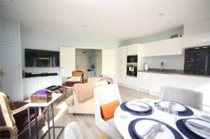 Flat 10, The Podium, Montpellier Terrace, Cheltenham GL50 1AG