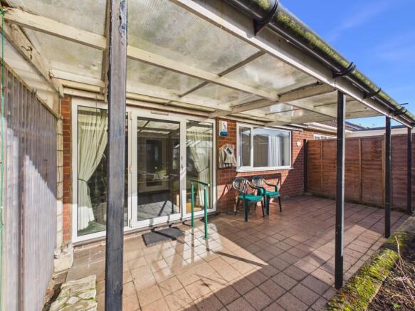 2 bed Semi-Detached Bungalow for sale Image 5
