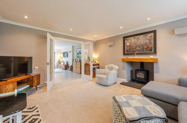 Ashley Crescent, Warwick, Warwickshire, CV34 photo 4