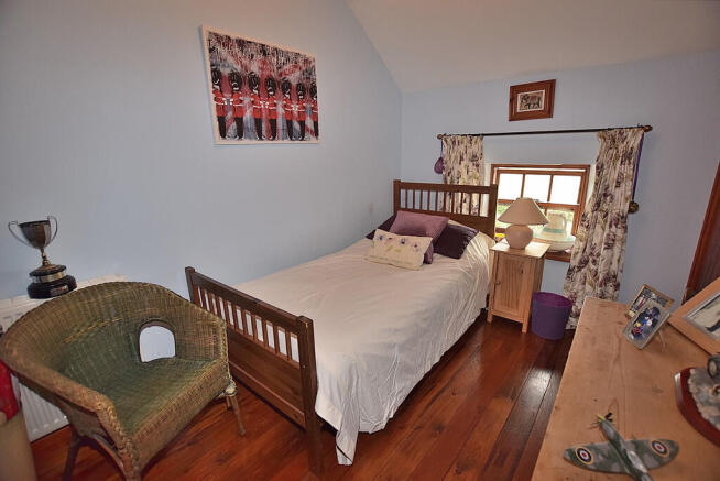 3 bed Barn Conversion for sale Image 11