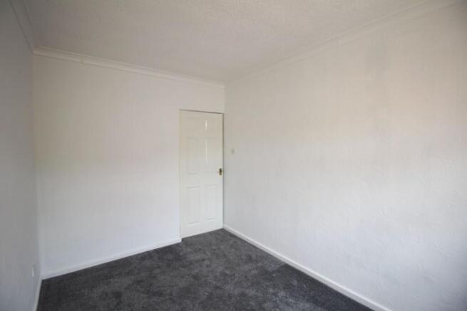 1 bed Apartment to rent Image 9